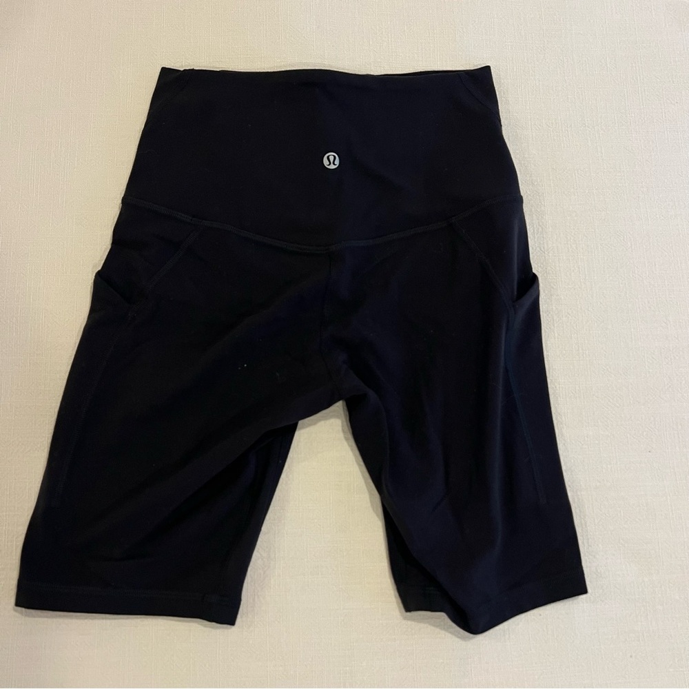 Lululemon Align Short with Pockets 8” size 4